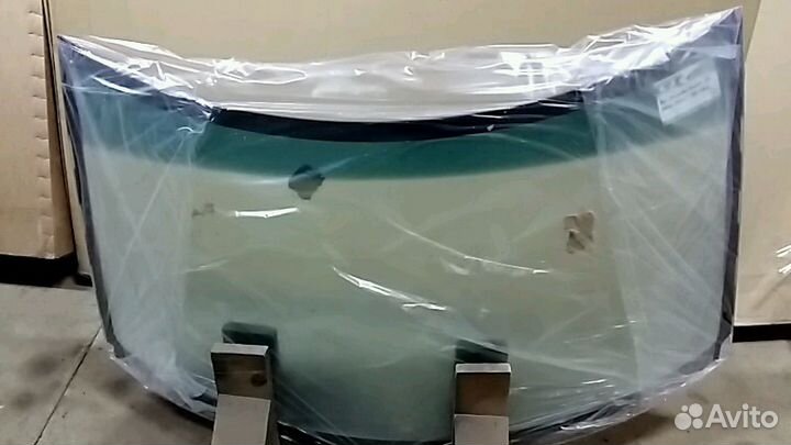 Стекло лобовое Suzuki Swift 2004-2010