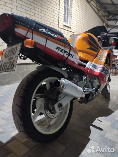 Продаю хонду CBR 600 F2