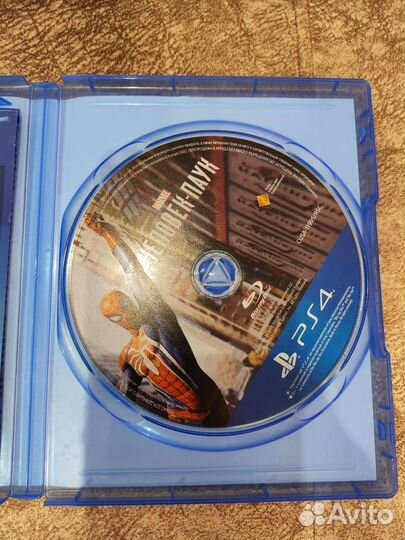 Игра на PS4 Человек-паук