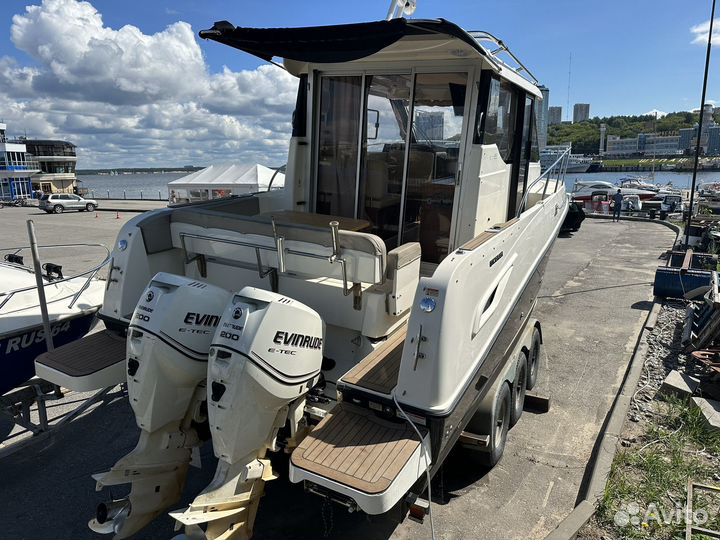 Кабинный катер Quicksilver 855 в максималке