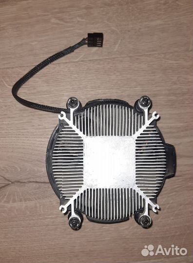 Процессор Ryzen 3 1200 с кулером