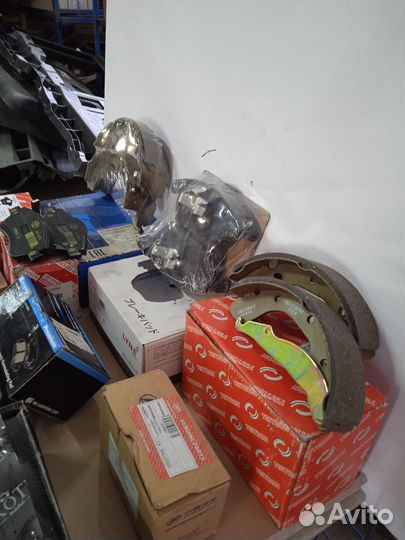 Тормозные колодки Toyota corolla 150/Toyota Auris