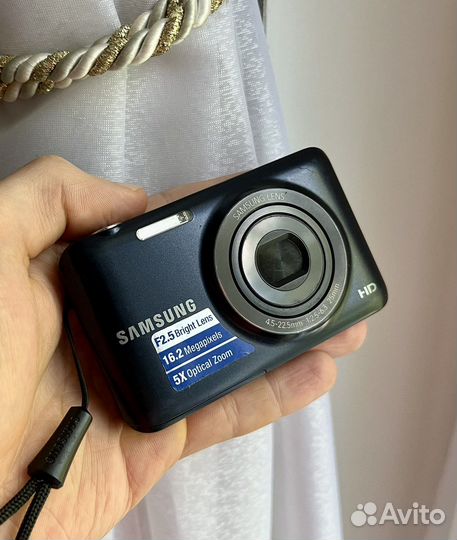 Компактная камера Canon, Lumix, Samsung