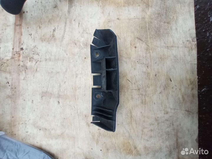 Land Rover Range Rover vogue крепление бампера