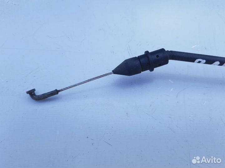 Трос открывания передней двери Skoda Fabia