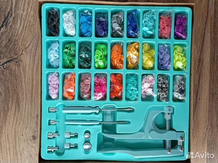 Пресс для пластиковых кнопок и люверсов