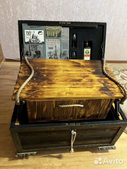 Сундук деревянный большой