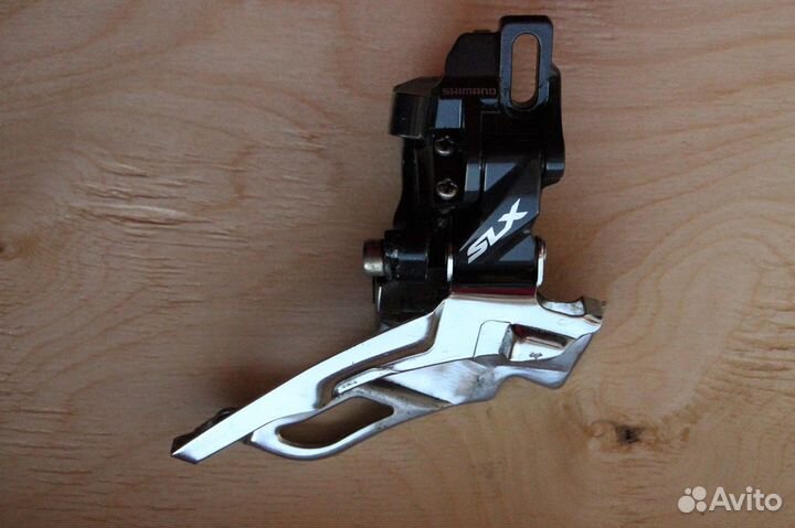 Передний переключатель shimano
