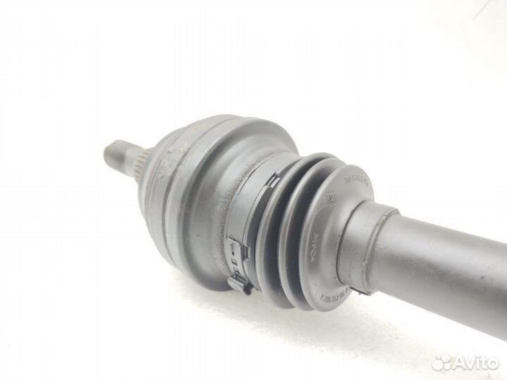 Полуось (привод) задний правый Mercedes-Benz