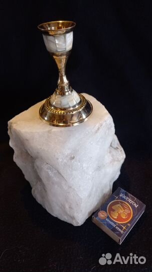 Подсвечник на кварце. Натуральный камень