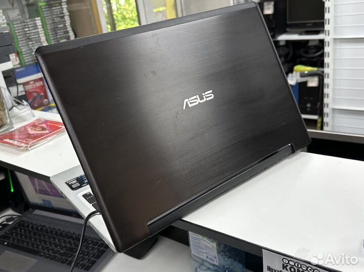 Ноутбук Asus