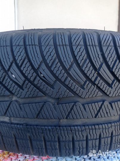 Michelin Pilot Alpin PA4 225/45 R18 105Y