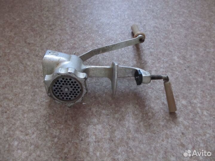 Мясорубки ручные механические