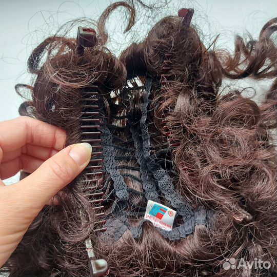 Хвост шиньон на крабе