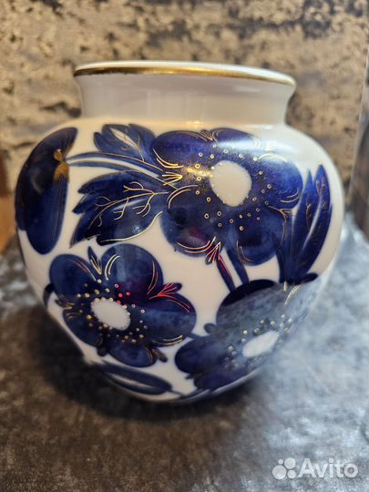 Ваза фарфор лфз, кобальт, золото