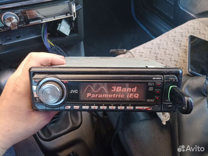 Магнитола JVC KD-G827 с USB i-Pod CD AUX