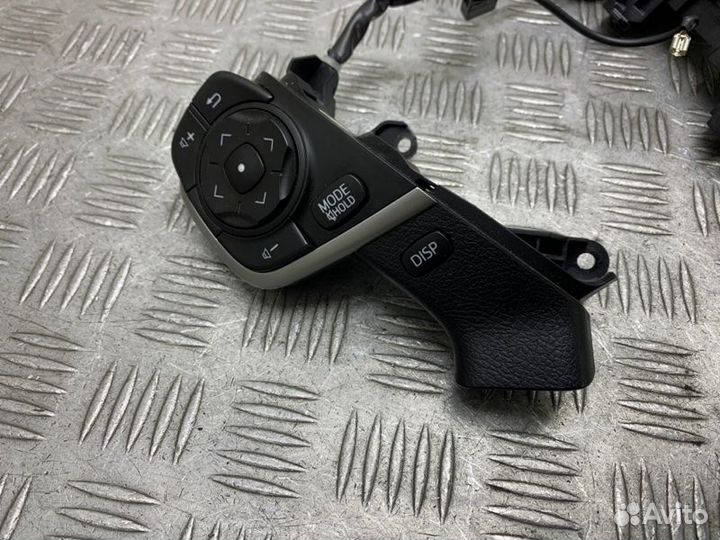 Кнопки на руль Toyota Camry V50 2012