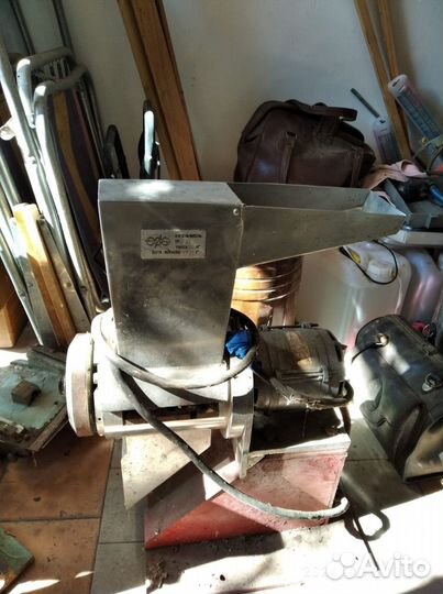 Станок измельчитель из нержавейки