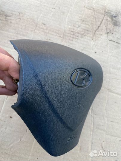Подушка безопасности в руль Hyundai Getz