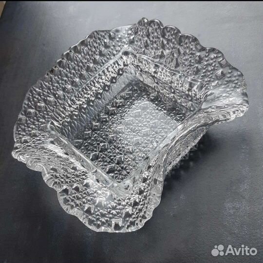 Винтажные вазы. Цветное / Бесцветное стекло