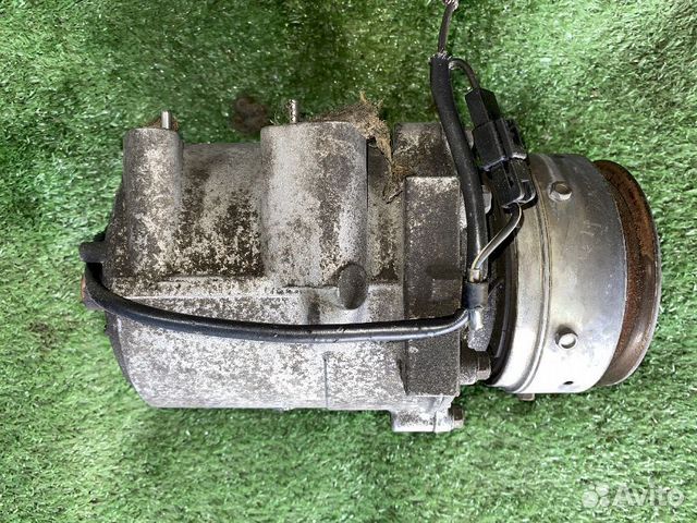 Компрессор кондиционера 4D68 Mitsubishi Chariot N3