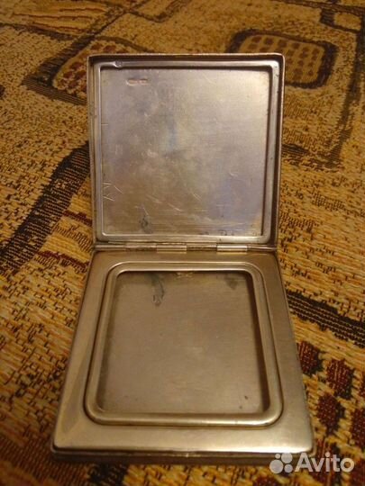 Пудреница серебро 875 проба вес 85,5 гр