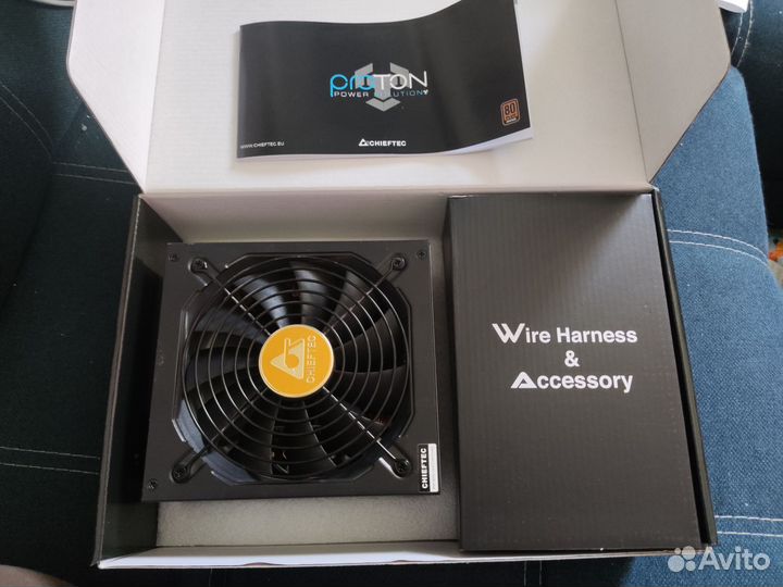 Блок питания chieftec proton 750W