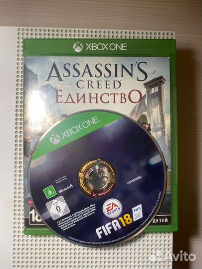 Xbox ONE S 1TB + игры