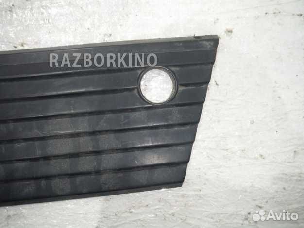 Накладка кузова Peugeot 405