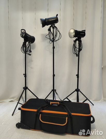 Импульсный свет вспышки Godox комплект