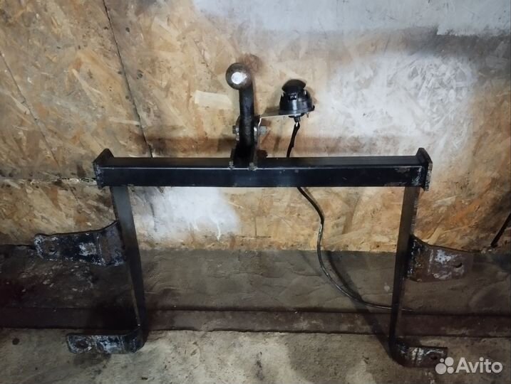 Фаркоп на Марк 2, Тойоту camry