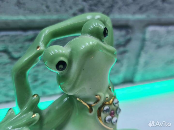 П.8072 Лягушка Гимнаст