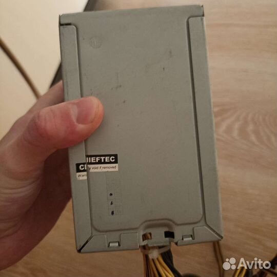 Блок питания chieftec