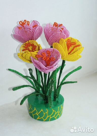 Цветы из бисера. Изделия из бисера