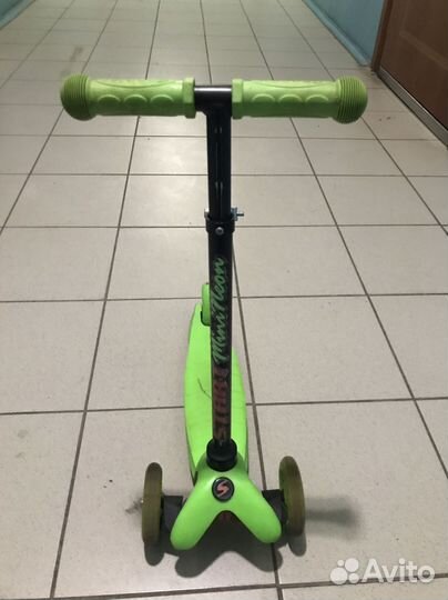 Самокат детский трехколесный