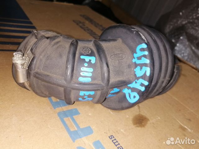 Патрубок воздушного фильтра Ford Focus 3 1.6