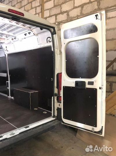 Обшивка кузова Ситроен Джампер