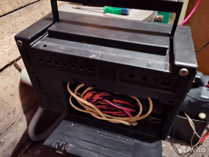 Зарядное устройство