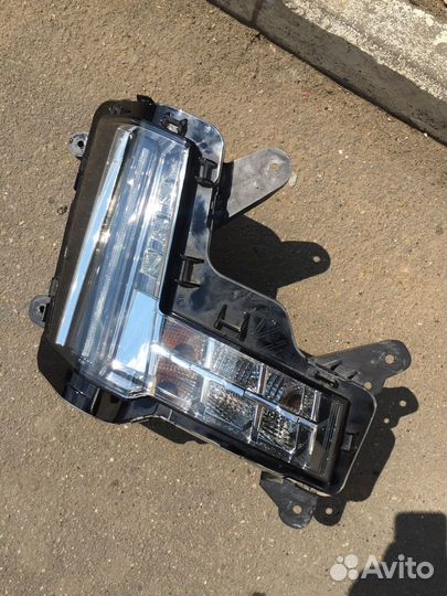 Птф правая на Кадиллак эскалейд 4