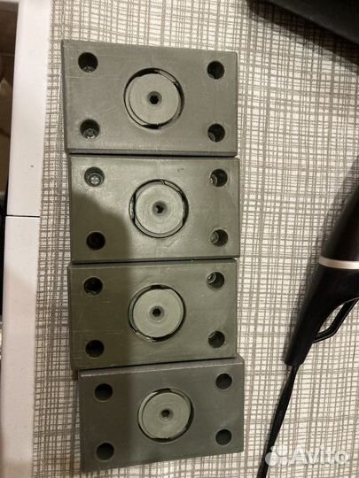 Ножки для мебели пластик