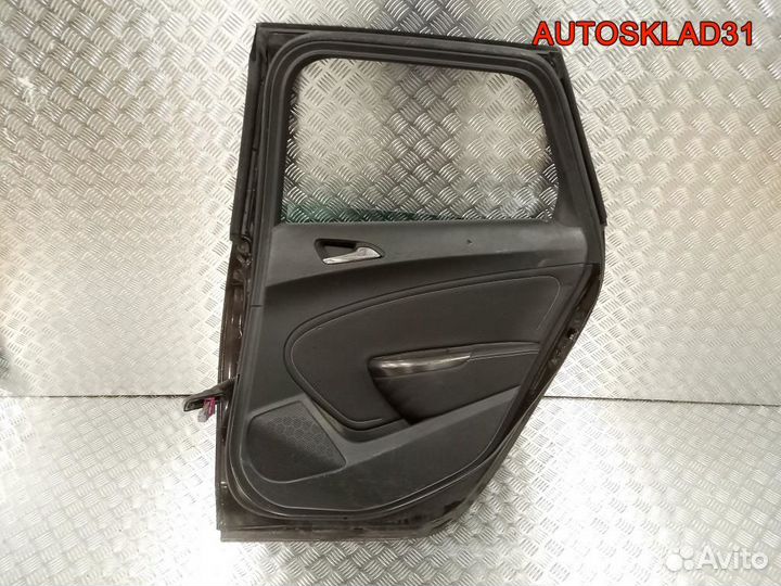 Дверь задняя правая Opel Astra J 13301547 Combi