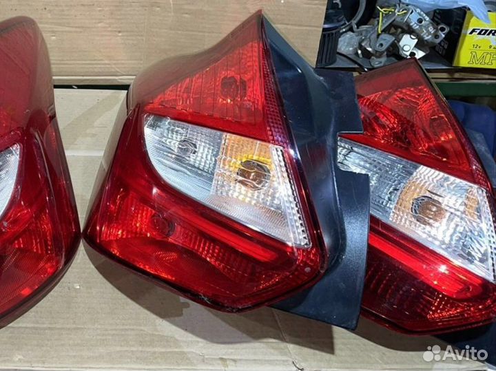 Фонарь задний левый Ford Focus 3 2011-2019