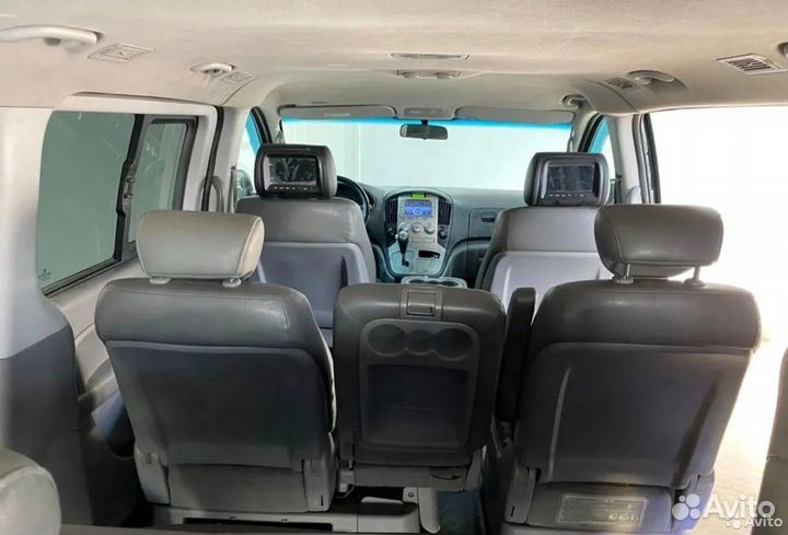 Hyundai Grand Starex 2.5 AT, 2012, 240 000 км