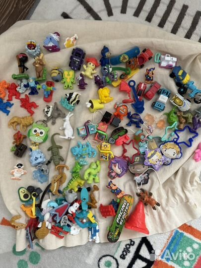 Маленькие игрушки киндер и другие