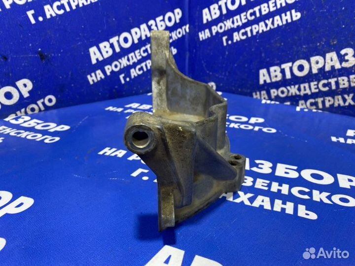 Кронштейн АКПП Honda Accord 7 седан 2006