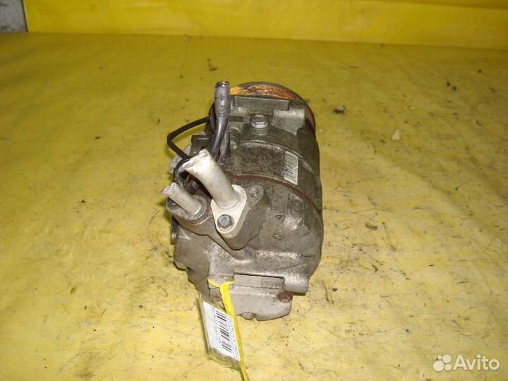 Компрессор кондиционера Nissan Serena C25