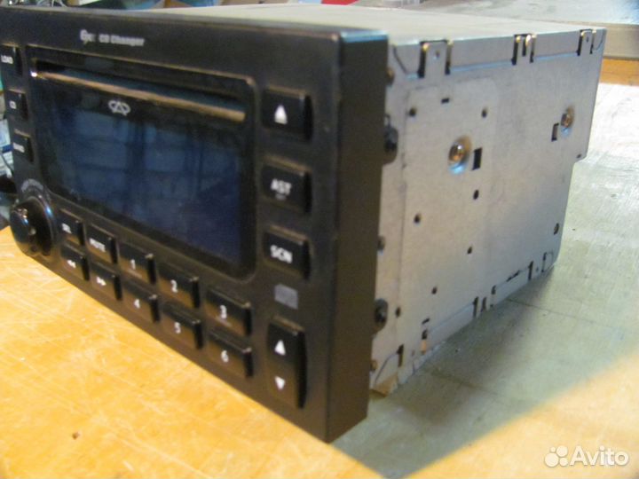 Штатное головное устройство 2din от Чери Фора