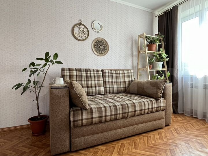 2-к. квартира, 54 м², 2/9 эт.