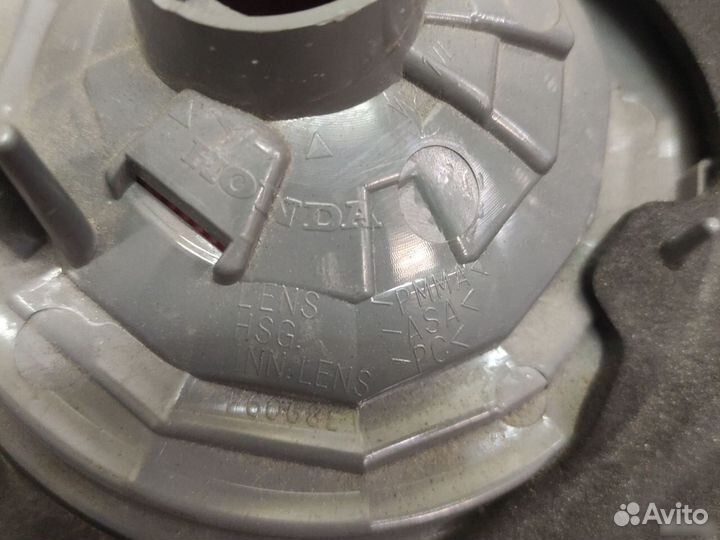 Фонарь задний левый внутренний Honda civic 4D