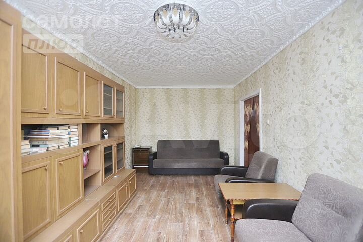 2-к. квартира, 52 м², 8/9 эт.